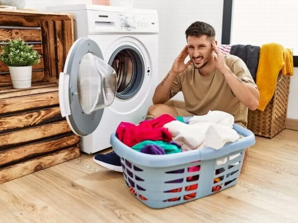 Máy giặt rung lắc mạnh và kêu to khi giặt? Nguyên nhân và cách khắc phục hiệu quả